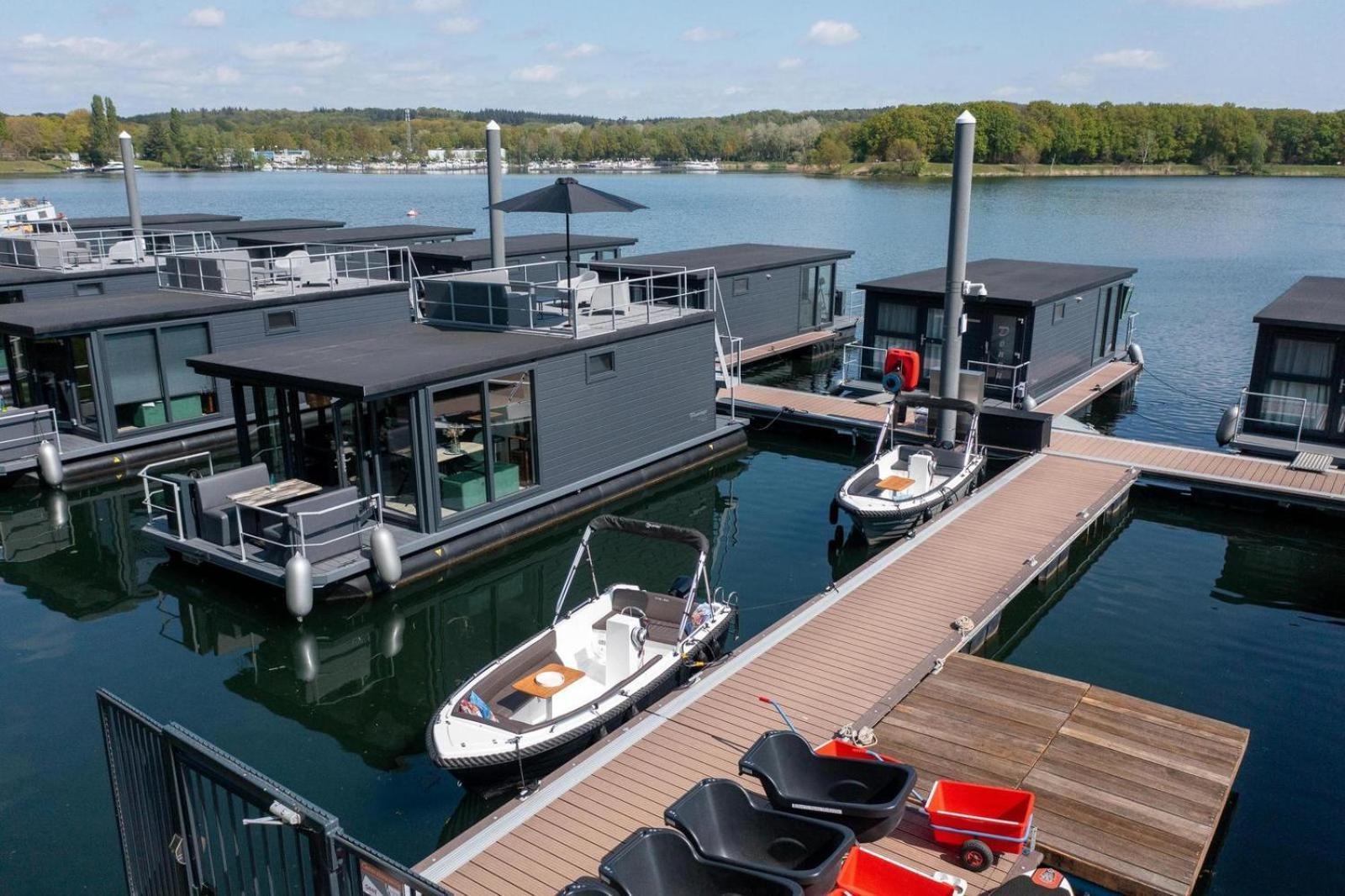 Houseboat Marina Mookerplas 4-6 Persons Plasmolen 外观 照片