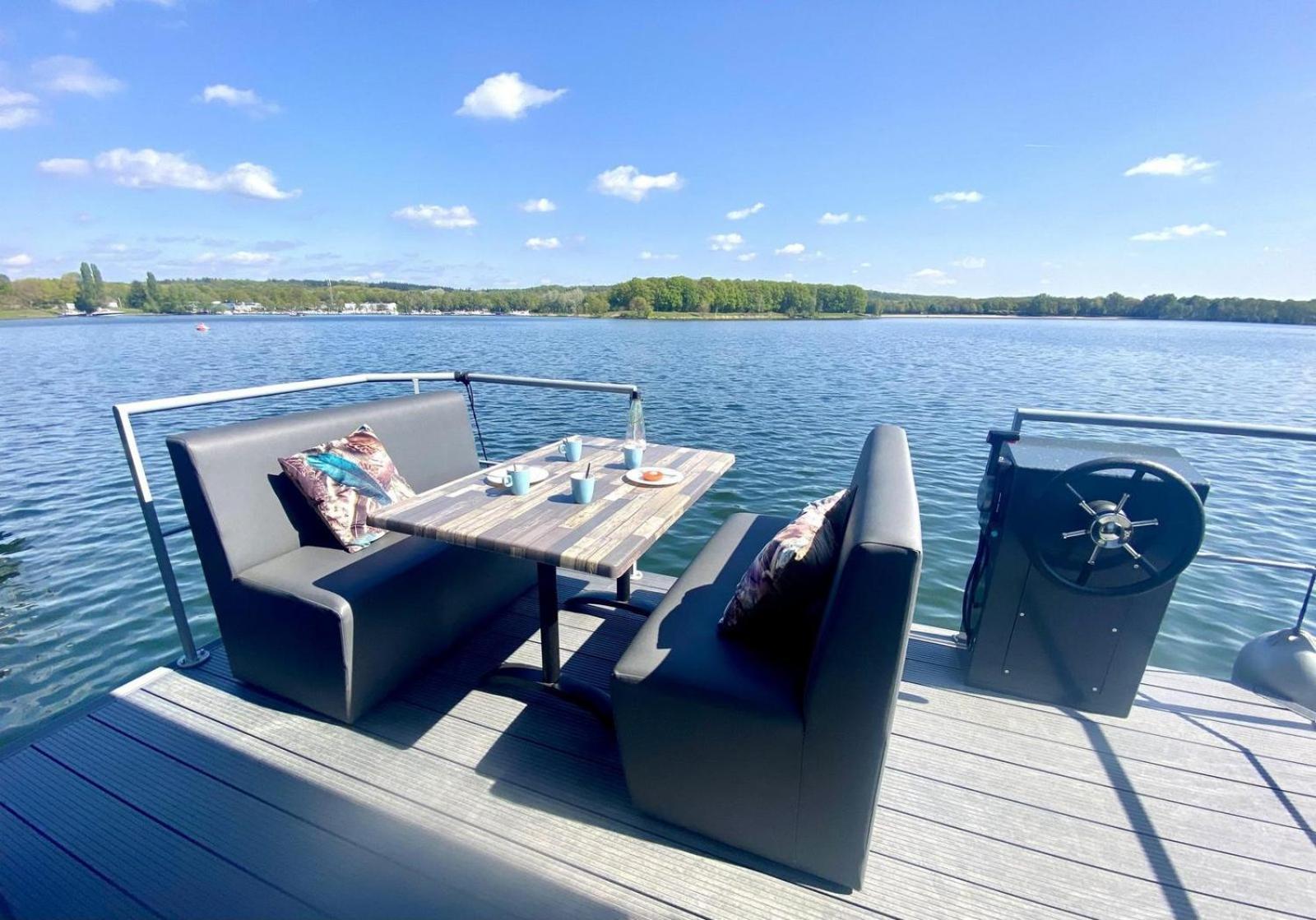 Houseboat Marina Mookerplas 4-6 Persons Plasmolen 外观 照片